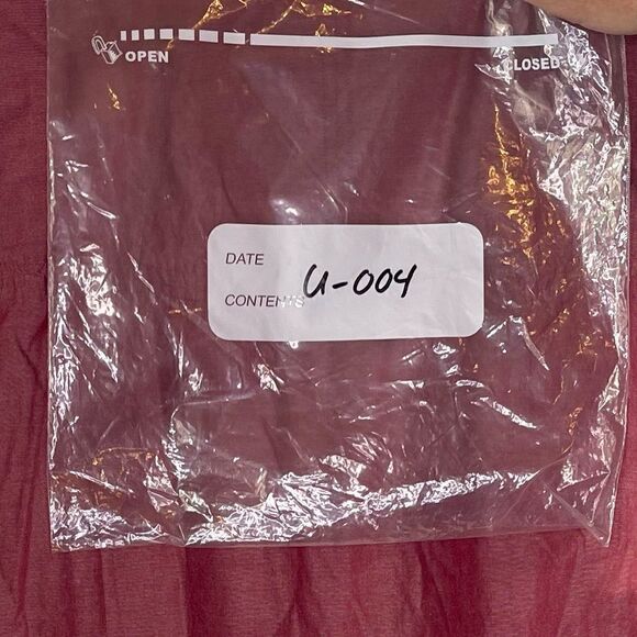 The North Face Large Red-Wine Short Sleeve Button Down Shirt - Picture 7 of 7